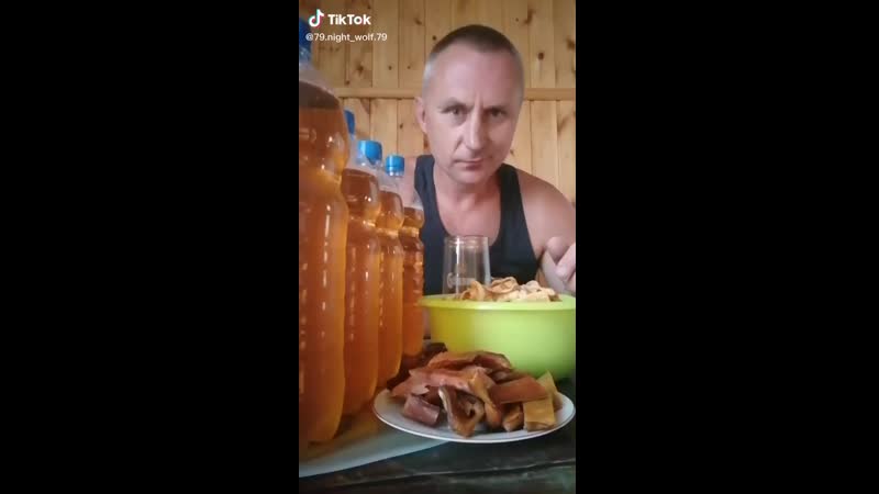 любителям пива посвящается .